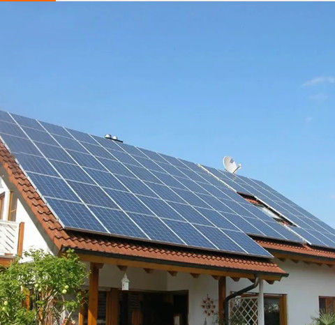 พานิลพลังงานพลังงานแสงอาทิตย์หลายฉาก สําหรับบ้าน ทนทาน 230V AC โวลเตจสูง