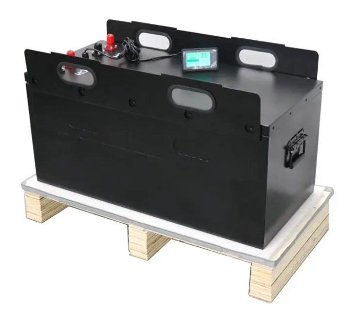 แบตเตอรี่ไอออนลิตียมวงจรลึกที่กําหนดเอง พลังงานสูง 24V 48V 300Ah LiFePO4 แบตเตอรี่รถยก