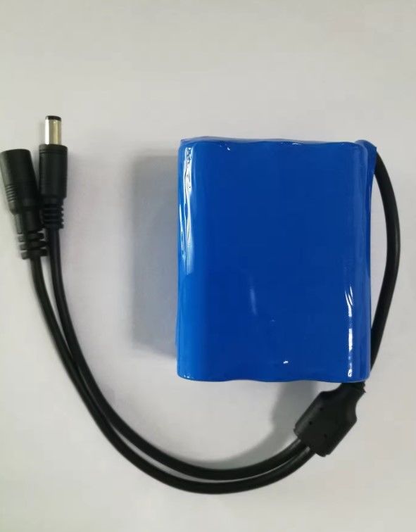 11.1V / 12V 2600mAh 18650 แบตเตอรี่ลิเดียม แพ็ค IEC62133 แบตเตอรี่หุ่นยนต์สูบล้างอุปกรณ์การแพทย์