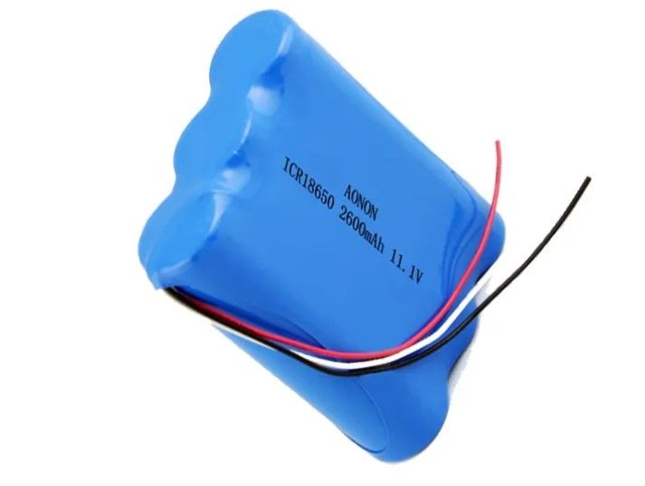 11.1V / 12V 2600mAh 18650 แบตเตอรี่ลิเดียม แพ็ค IEC62133 แบตเตอรี่หุ่นยนต์สูบล้างอุปกรณ์การแพทย์