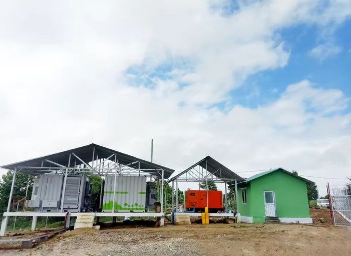 โรงไฟฟ้าพลังแสงอาทิตย์ 1MW 5MW 10MW สําหรับขาย